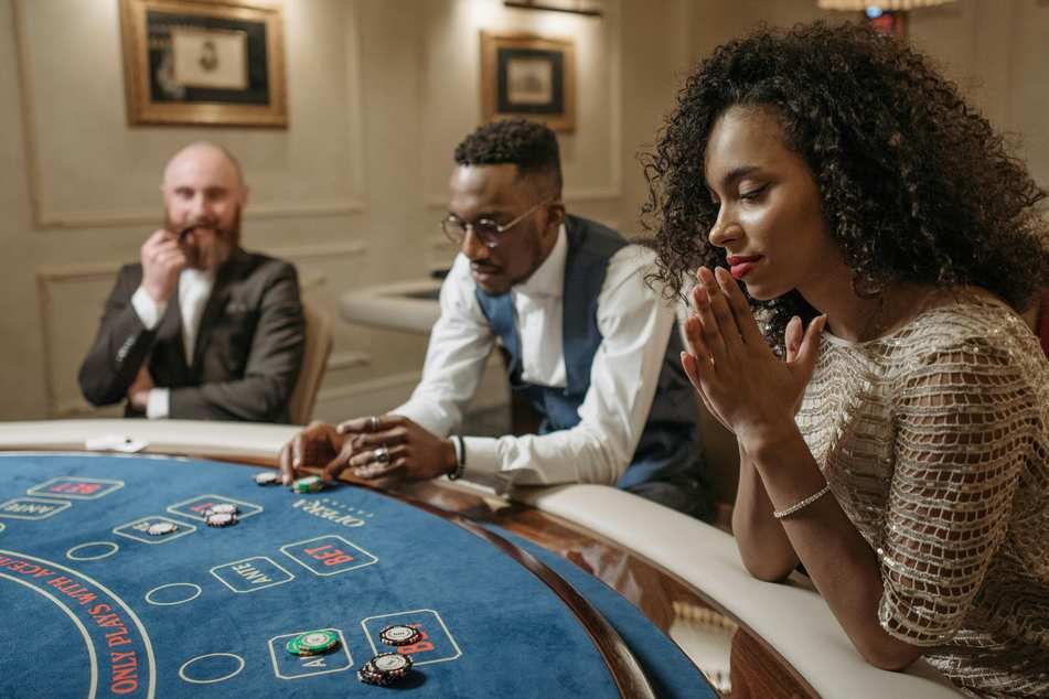 https://b-casinosie.com